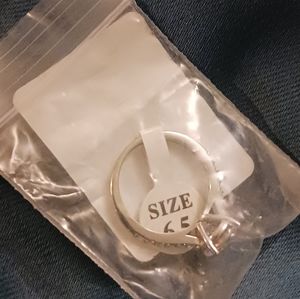 NWT Stainless steel wedding band  2.0 carat great quality cubic Z